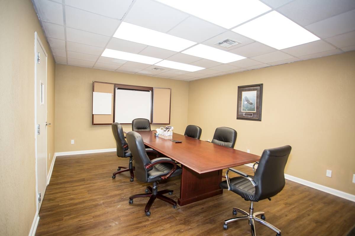 Spanish Colonades: 2505 Washington Ave, Waco, TX 76710
